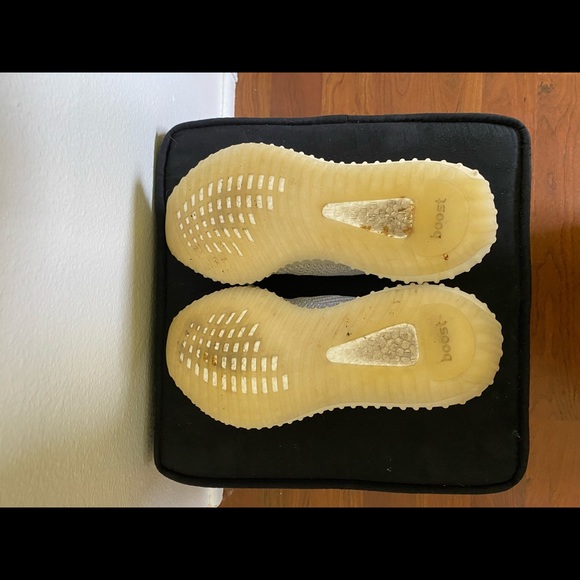 Adidas Yeezy Boost 350 v2 - Static Non-Reflective - Mens 9.5 - Picture 7 of 7